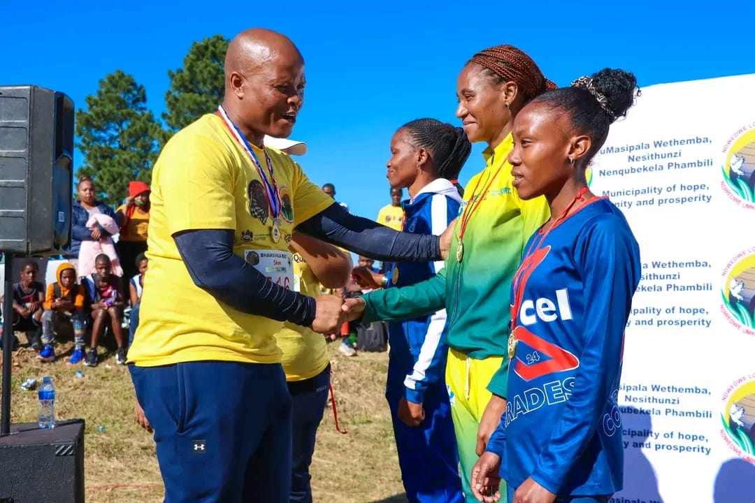 Linyukile Izinga Lomjaho WaseNdwedwe Izwi Lomzansi 98 0 FM Linyukile Izinga Lomjaho WaseNdwedwe Izwi Lomzansi 98 0 FM