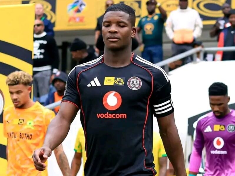 Umqeqeshi we Pirates utusa ubuhlakani bukaMbokazi kweZimnyama.