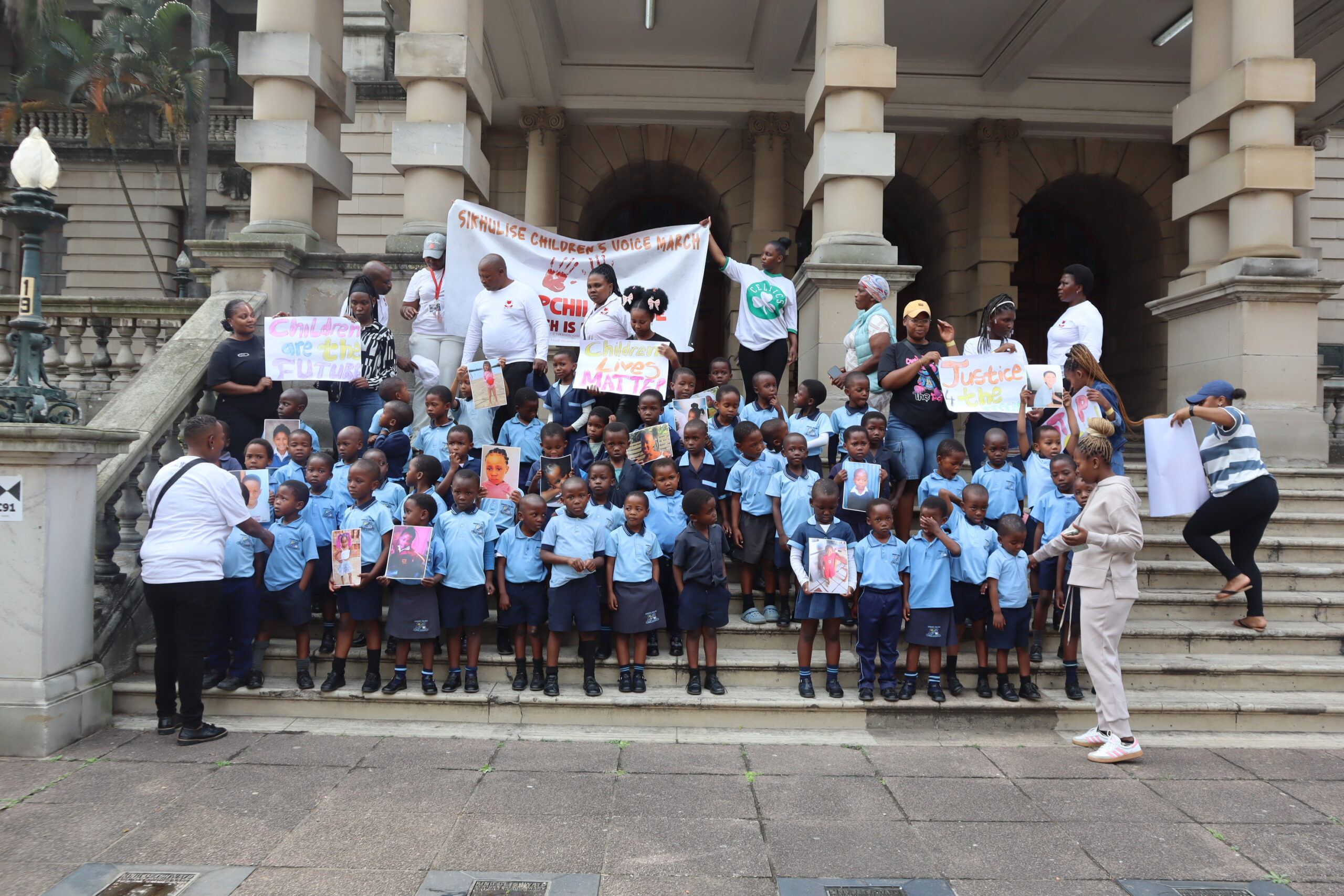 BUKA: Odado baphume ngobuningi babo beyolwela amalungelo abo eThekwini